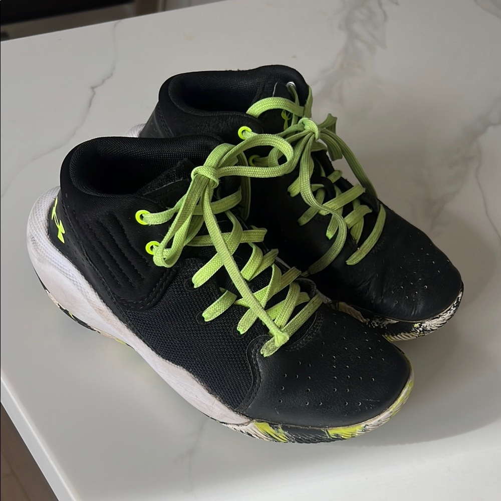Under Armour Kids' Black and Neon Green Sneakers